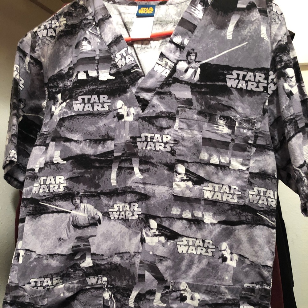 Scrub top